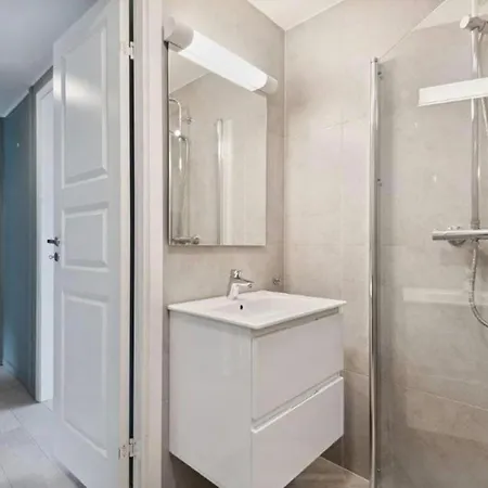 Cozy With Short Distance To The Center Apartment Bergen